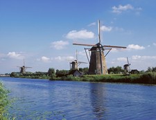 Nizozemsko oživuje ekonomiku, chystá megaprojekty za stamiliony eur