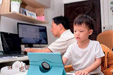 Online hry, aplikace pro vzdělání i práci z domova. Epidemie v Číně pomohla technologickým firmám