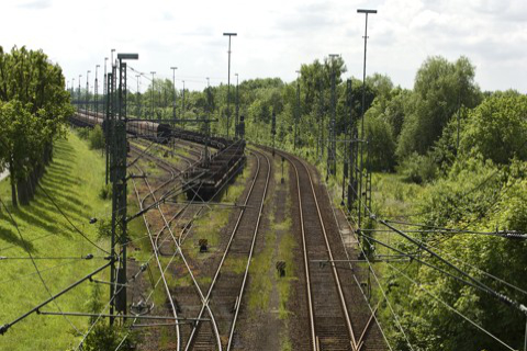 zeleznice-26275096__480x320pxl.jpg