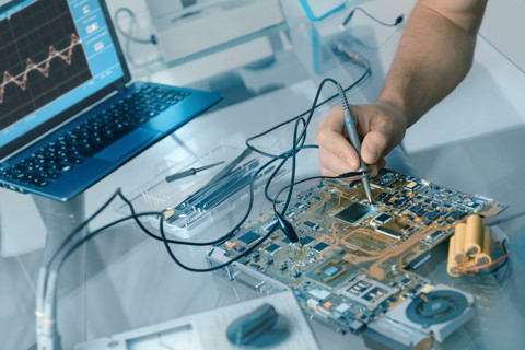 elektronika_shutterstock_422451454__480x320pxl.jpg